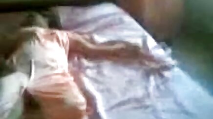Güzel sarışın gets hızlı oral seks içinde the xnxx porno turk banyo